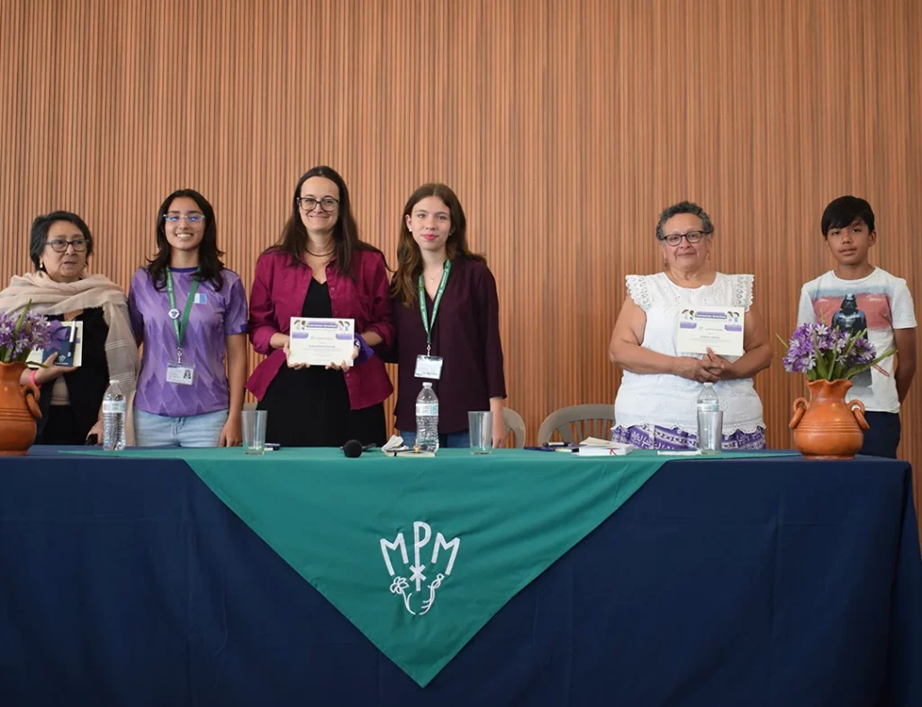 Participantes del foro por el día de la mujer