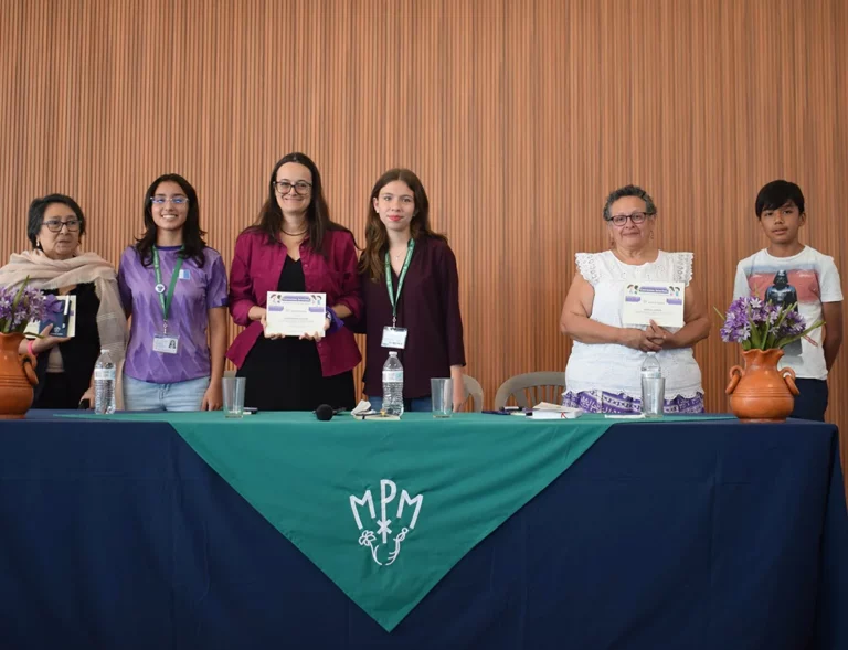 Participantes del foro por el día de la mujer